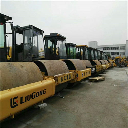乌鲁木齐二手压路机市场分析 以徐工震动压路机为例