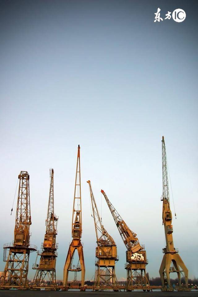 塔吊拆除七大关键环节 胆大心细，筑牢安全防线